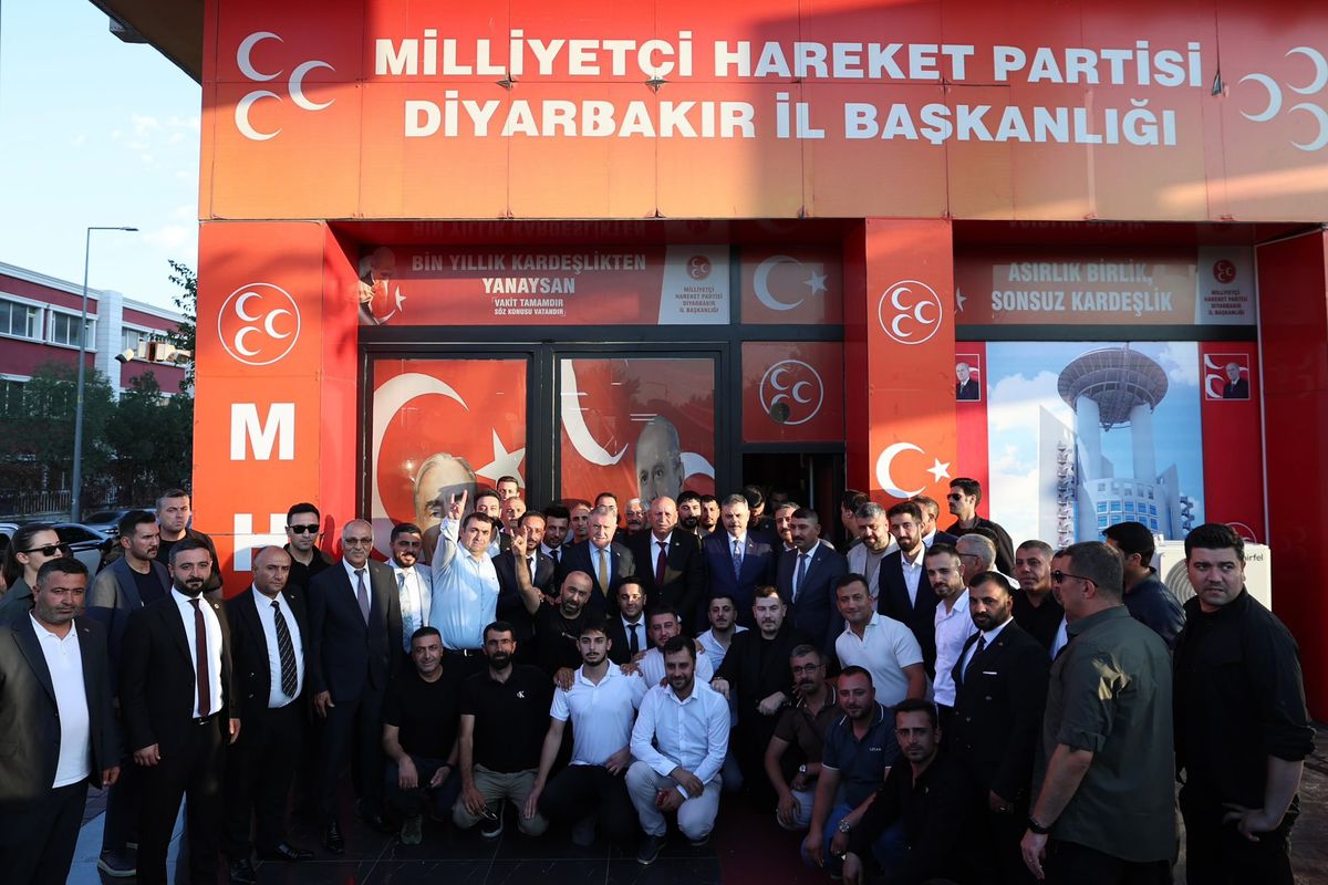 Bakanlar Çiftçi ve Bak, Diyarbakır'da Ziyaretlerde Bulundu