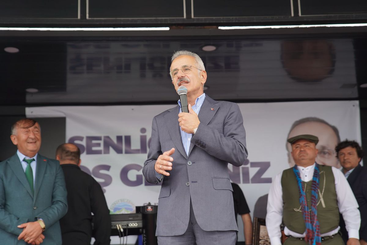 Uraloğlu: Hiç kimsenin siyasi tercihine bakmaksızın herkese hizmet edeceğiz