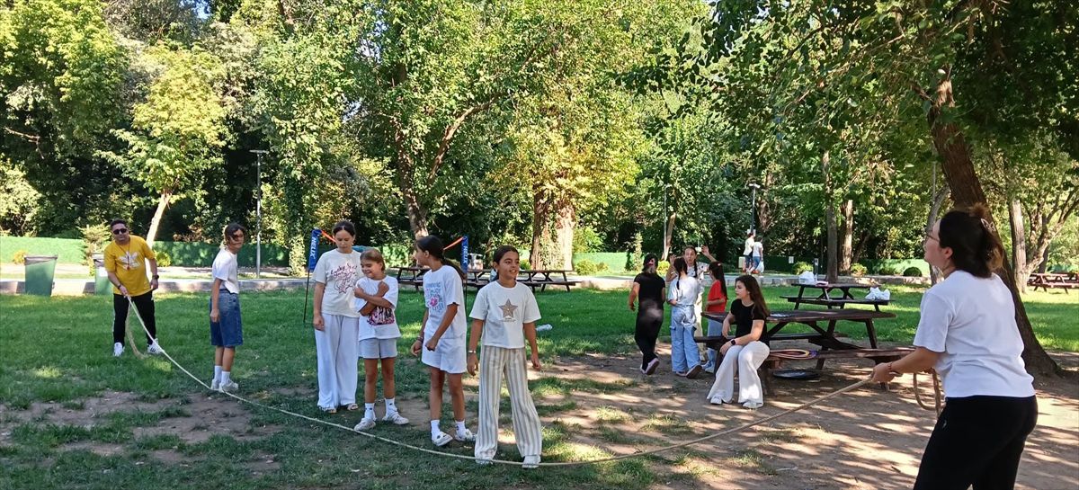Kaymakamlardan anlamlı ziyaretler