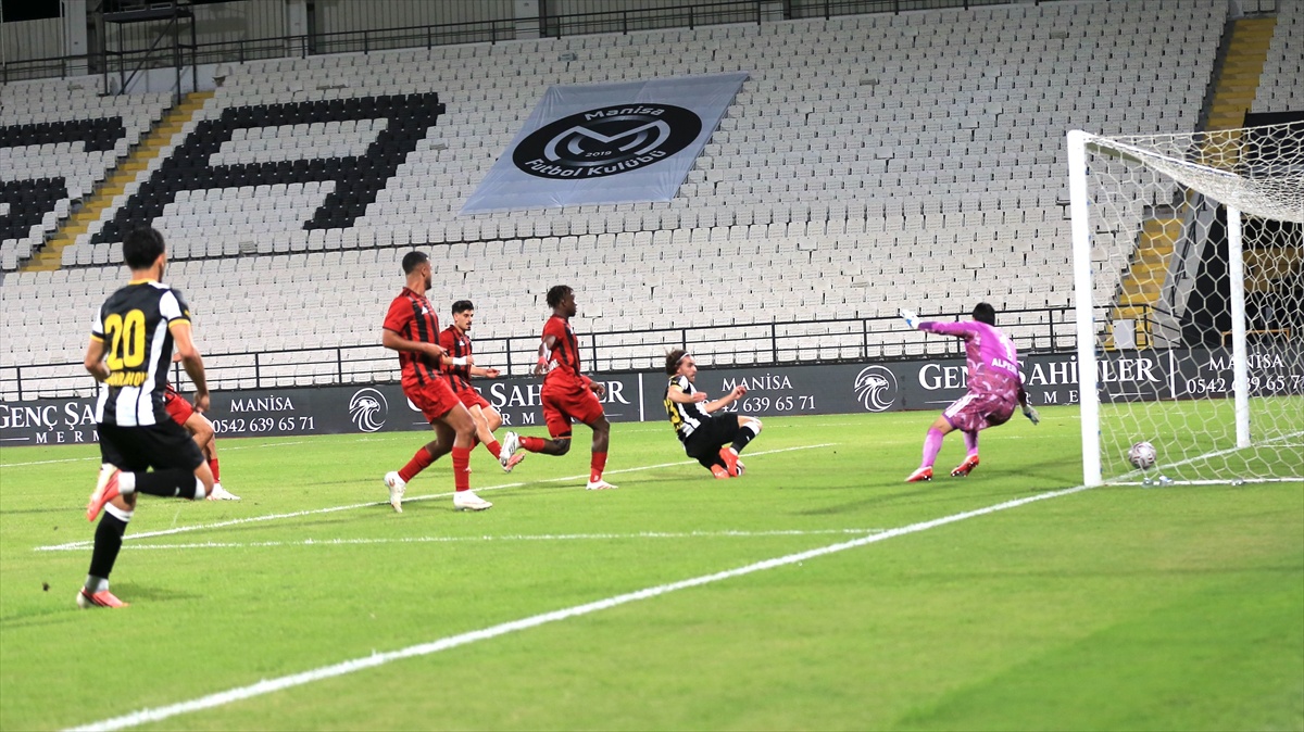 Manisa FK'dan Vanspor'a 4-1'lik Fark