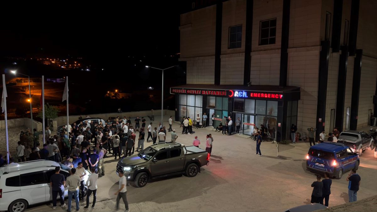 Anahtarını Unutan Uzman Çavuş İtfaiye Merdiveninde Hayatını Kaybetti