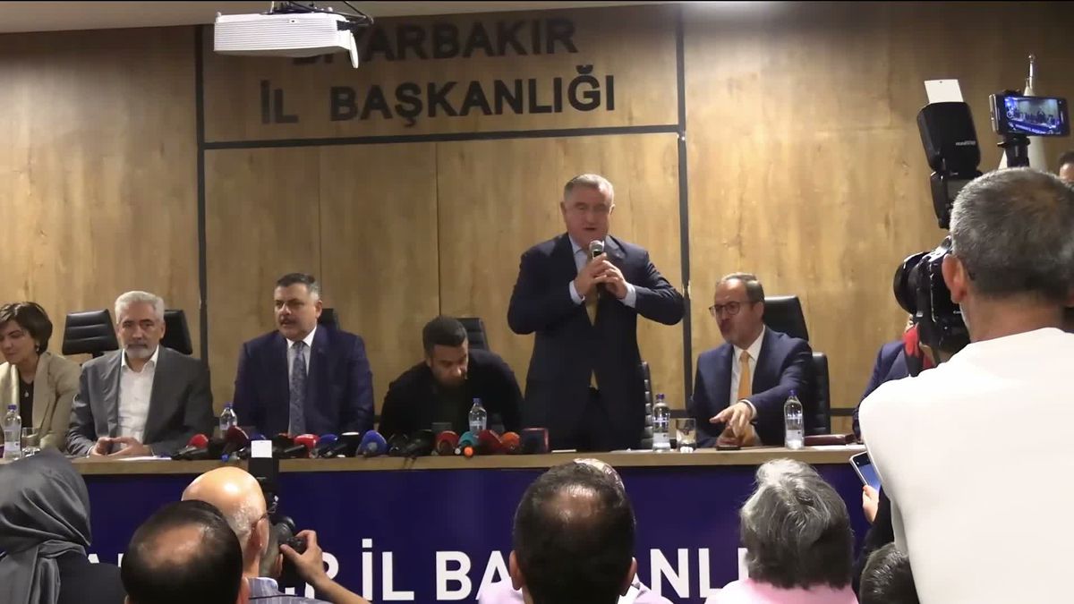 Bakan Çiftçi: 50 Yıllık Prangalardan Kurtulacağız
