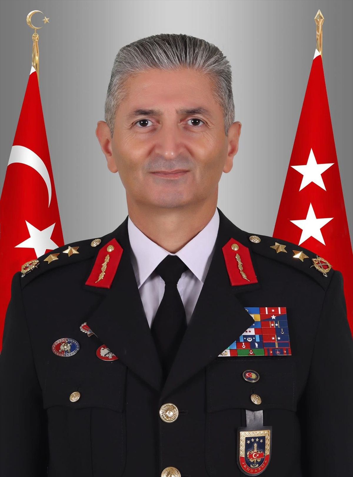 İzmir Jandarma Komutanlığı'na Tümgeneral Halil Şen Atandı