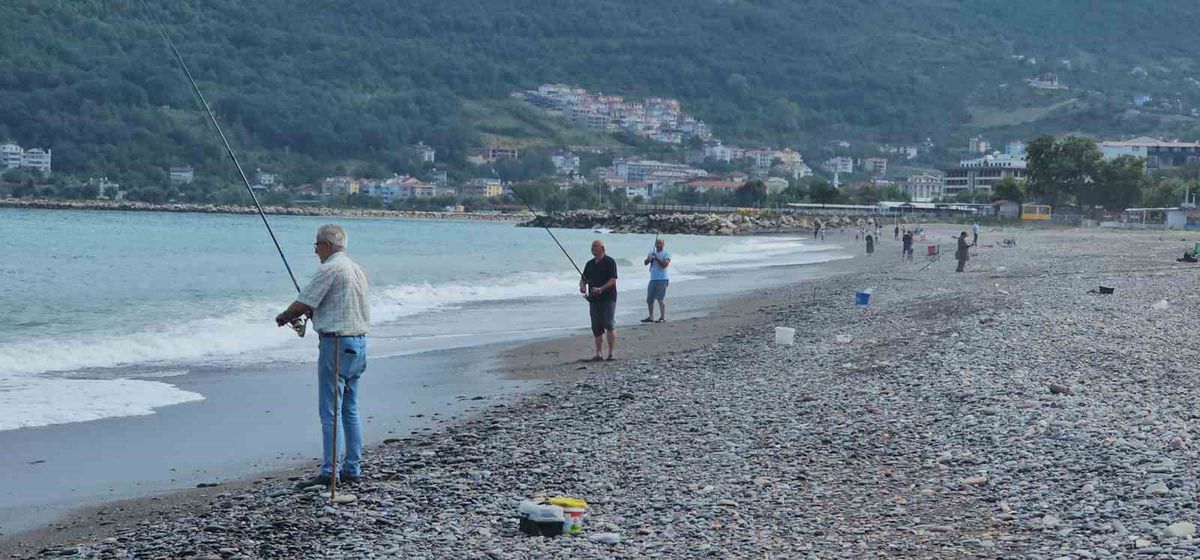 Kastamonu'da Çapari Yasağı Kalktı, Kovalar İstavritle Doldu