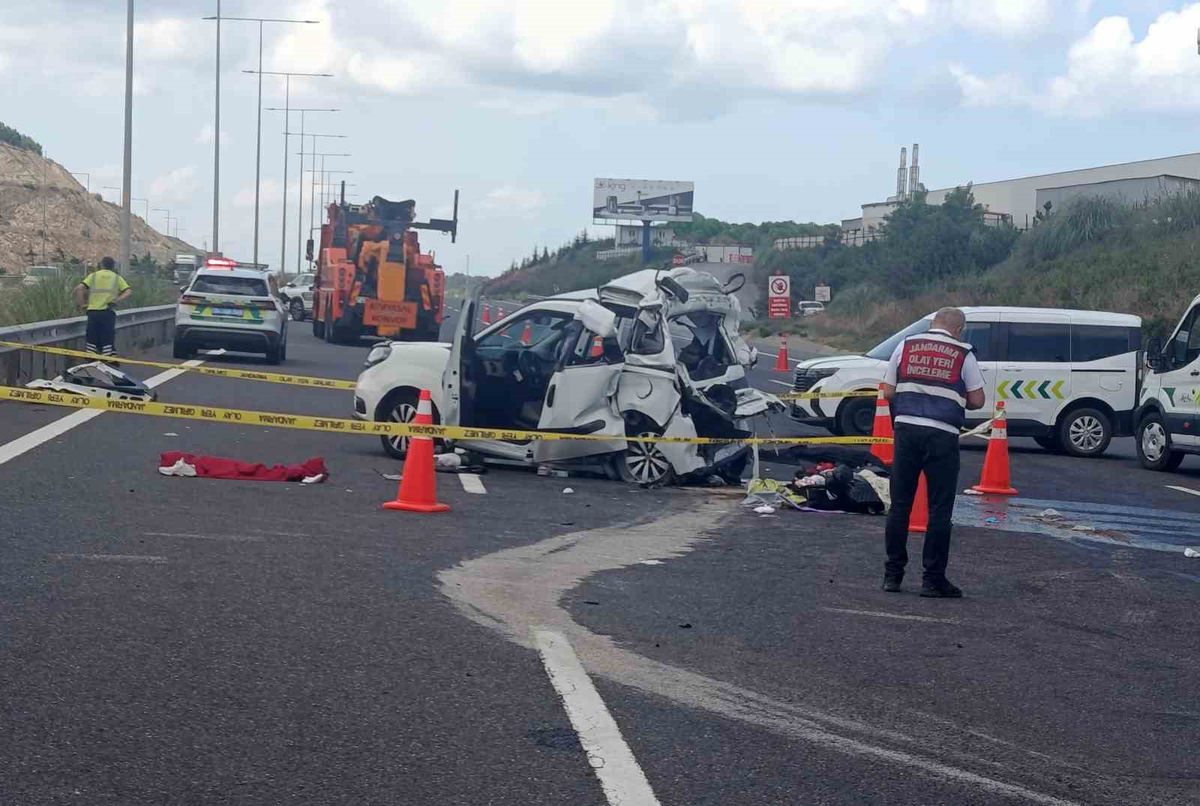 Kuzey Marmara Otoyolu'nda Feci Kaza: 2 Ölü, 6 Yaralı