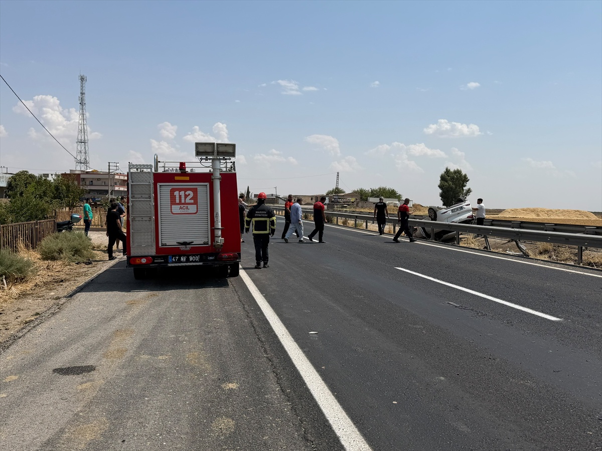 Nusaybin'de Otomobil Devrildi: Sürücü Yaralandı