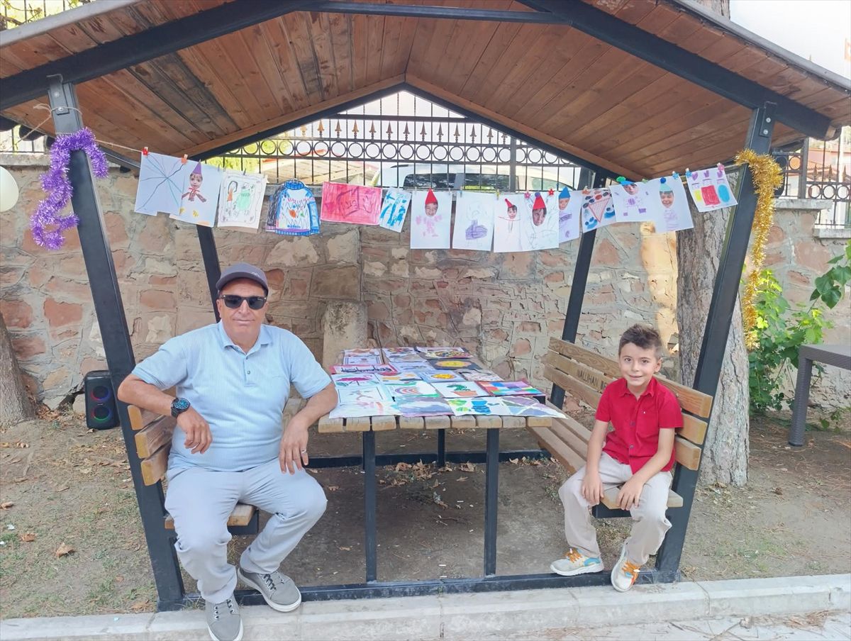 Anaokulu öğrencisinin resim sergisi Nallıhan'da açıldı