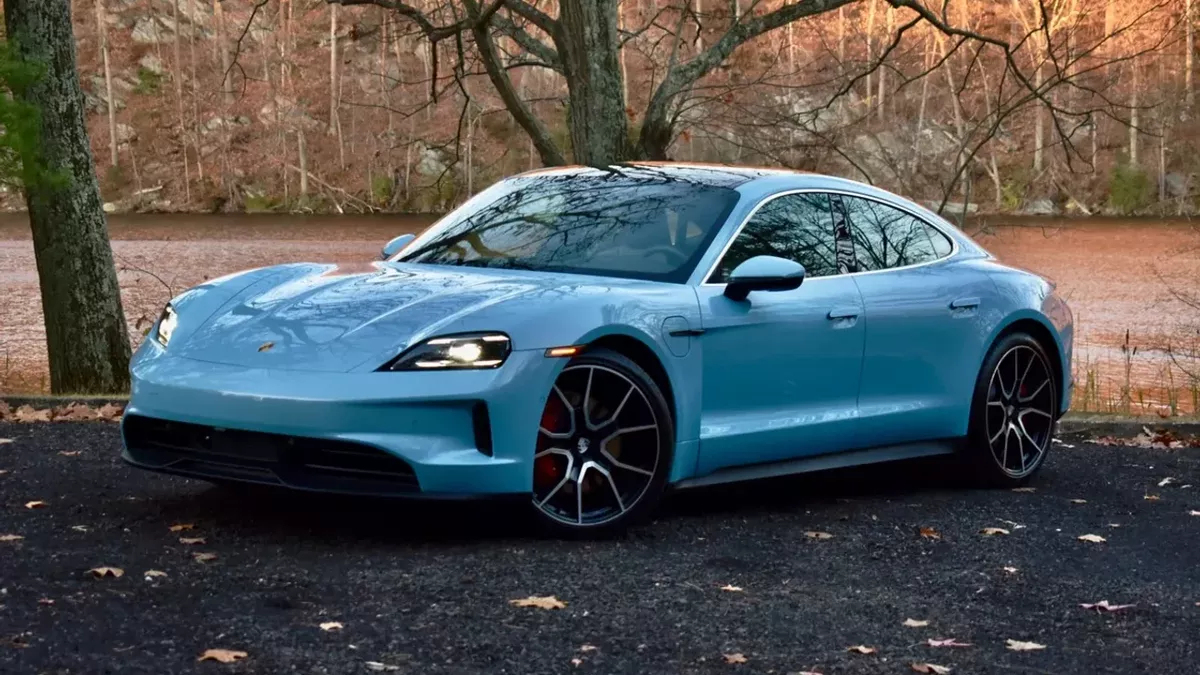 Porsche Taycan 2030'a Kadar Üretimden Kaldırılıyor