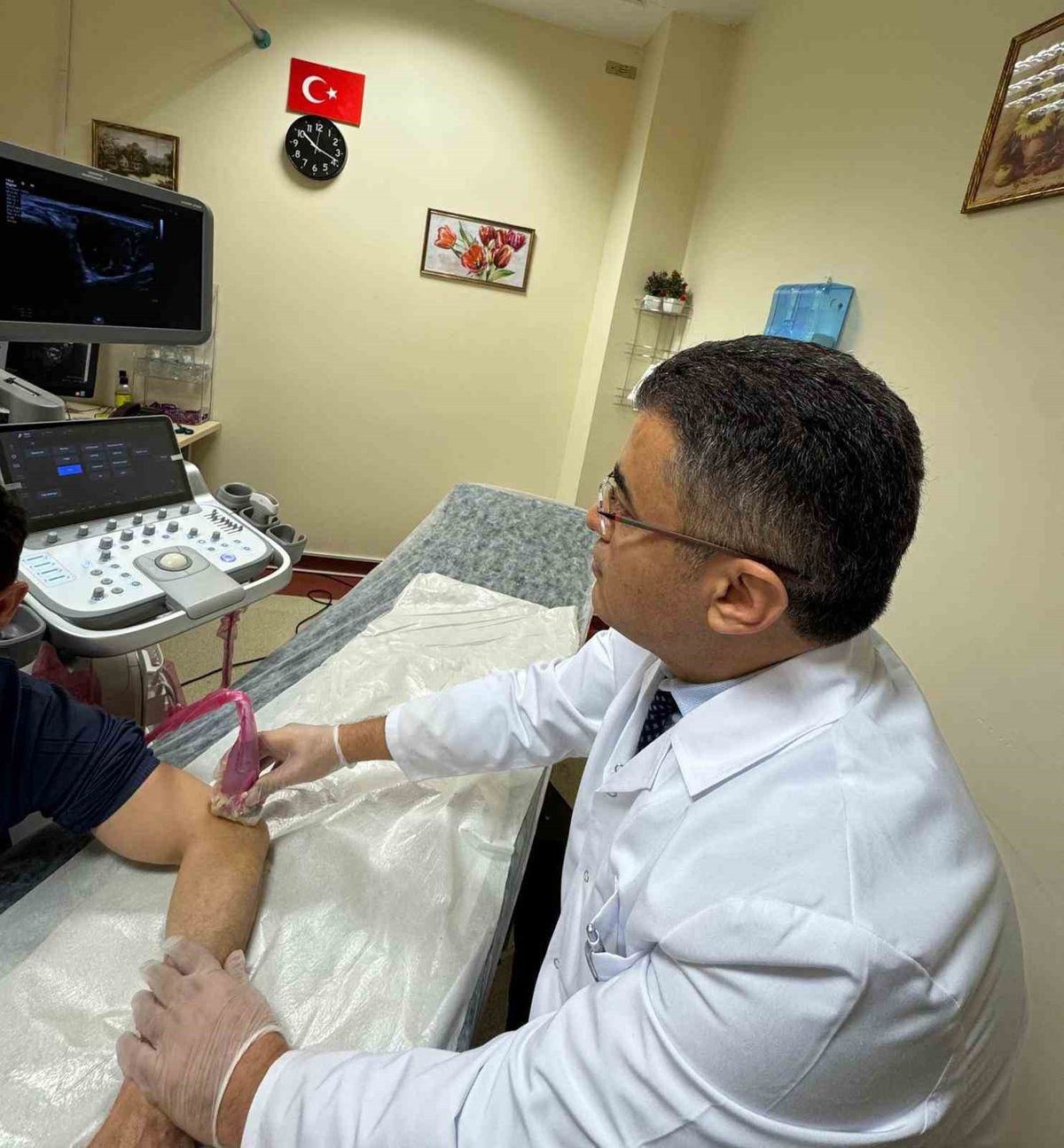 Tenisçi Dirseğinde Ağrıyı Baskılamak Yetmez: Yük Azaltılmalı