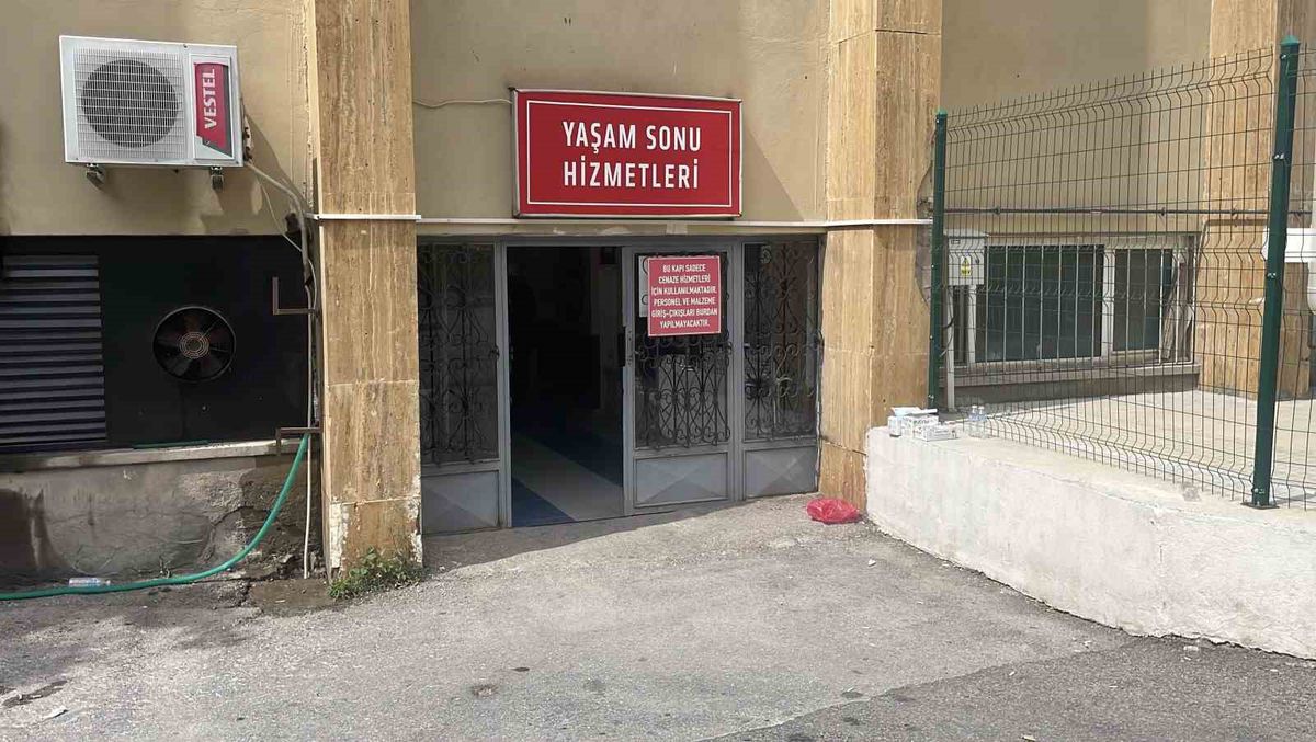 Sivas’ta Kene Isırması Sonucu KKKA Şüphesiyle Hastanede Ölüm
