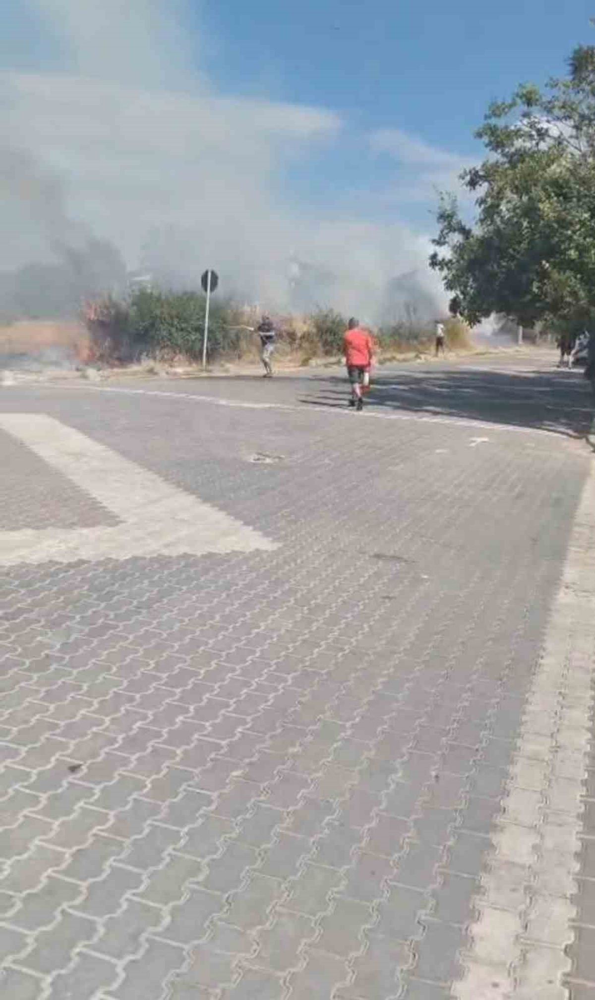Yayla Sahili'nde Trafo Patlaması Yangını Panik Yarattı