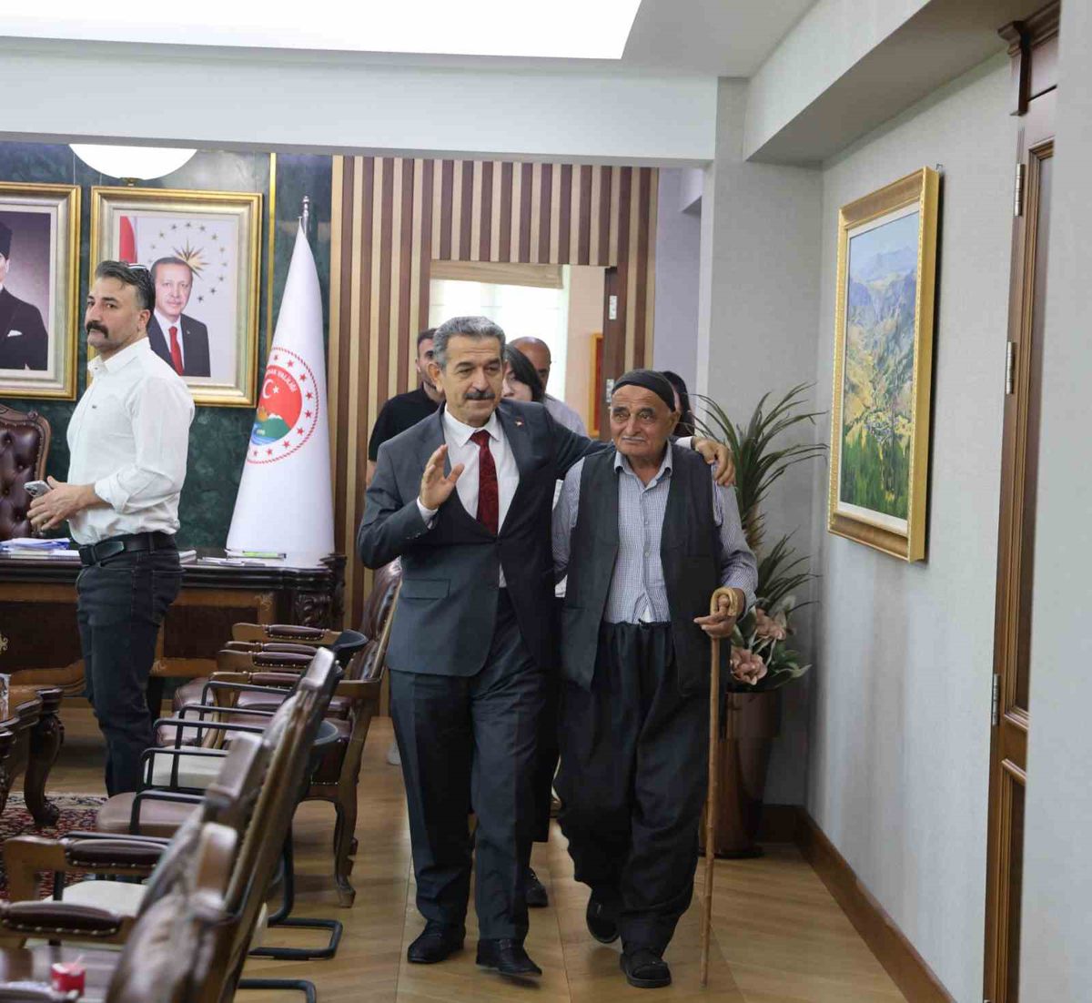 Vali'den 'Açık Kapı'da 50 Vatandaşla Görüşme