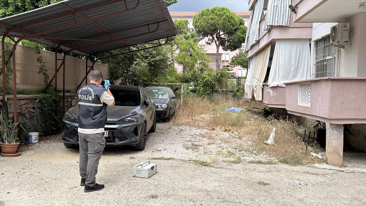 Alanya'da Balkondan Düşen 82 Yaşındaki Kadın Hayatını Kaybetti