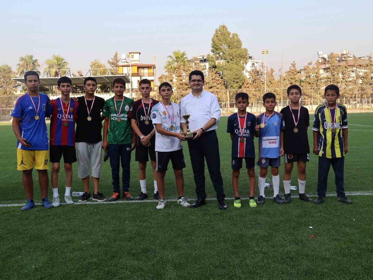 Arsuz'da Yaz Kur'an Kursu Öğrencileri Arasında Futbol Turnuvası Finali