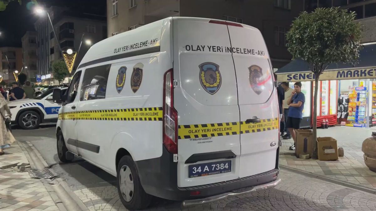 Bağcılar'da Komşu Kavgası: 4 Yaralı, 1 Gözaltı