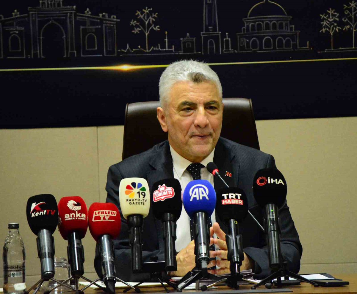 Bakan Bolat'tan Arca Çorum Spor'a Süper Lig tebriği