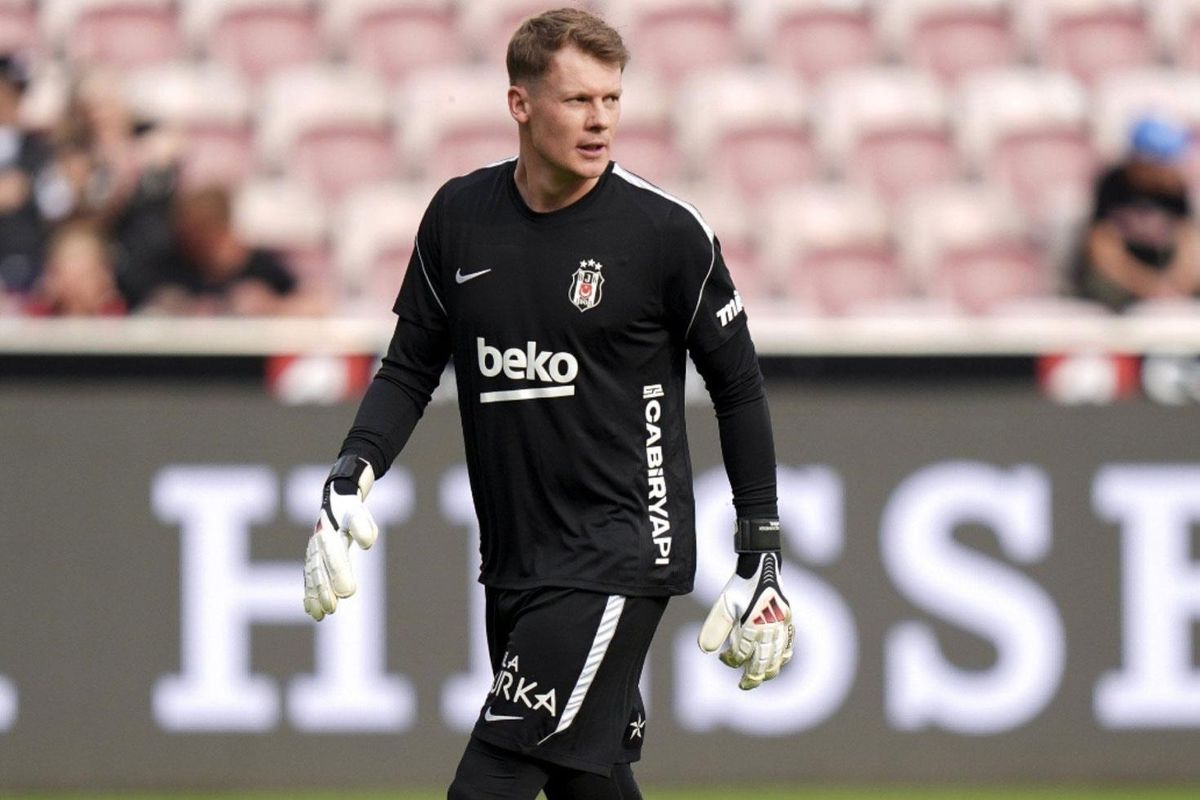 Beşiktaş'ın kalesinde Nübel duvarı! Taraftarlar 'Kaleci dediğin böyle olur?' demeden edemedi