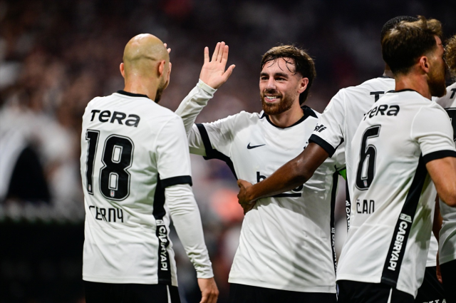 Beşiktaş'ta Vincenzo Italiano etkisi Süper Lig'de de devam etti 6 besiktasta vincenzo italiano e 20153313 6406 1 m