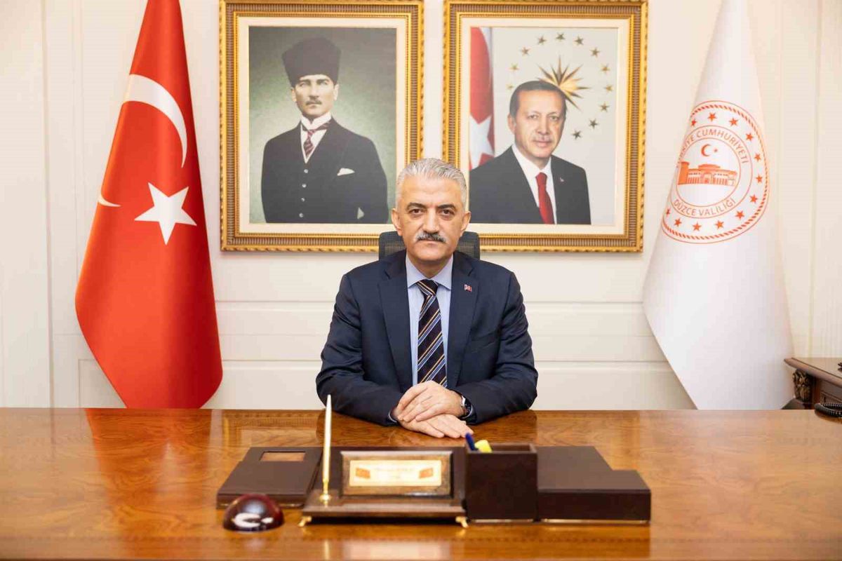 Düzce Valisi Makas'tan 17 Ağustos Depremi Anma Mesajı