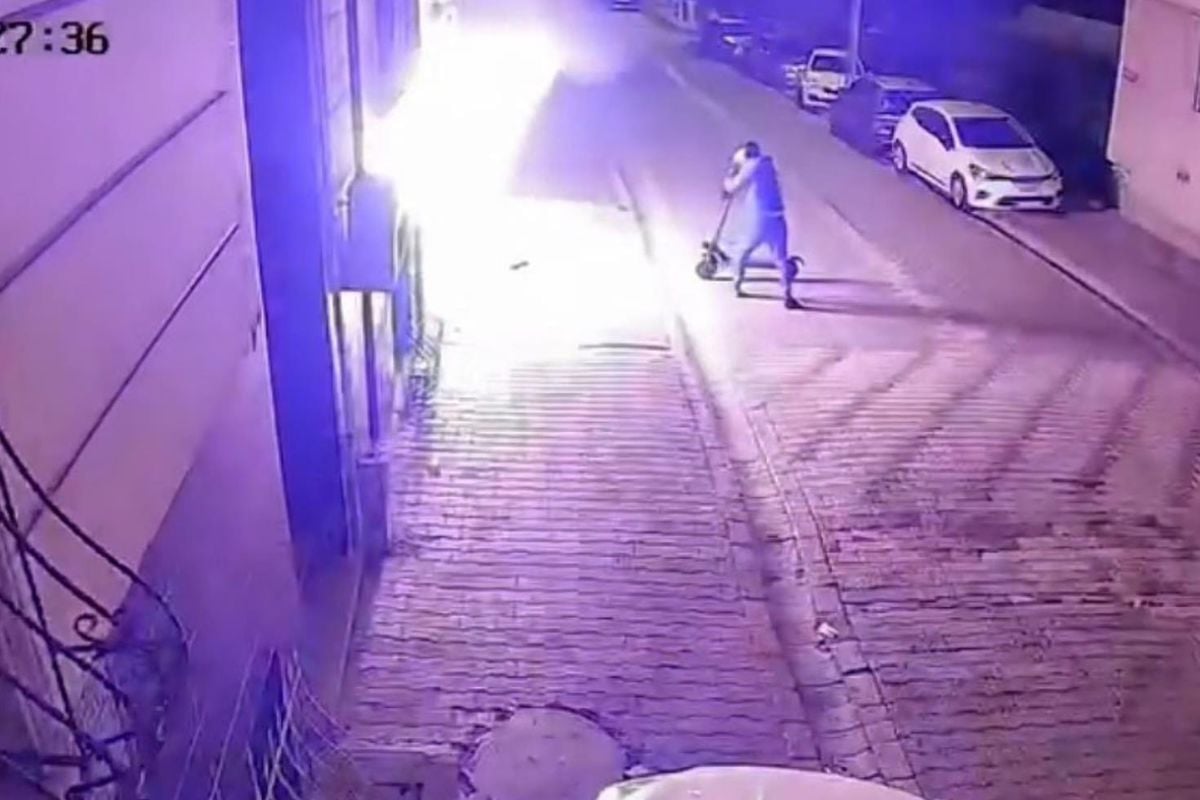 Eski sevgili dehşeti yaşattı: Benzin döküp evi yaktı, baba yanmaktan zor kurtuldu