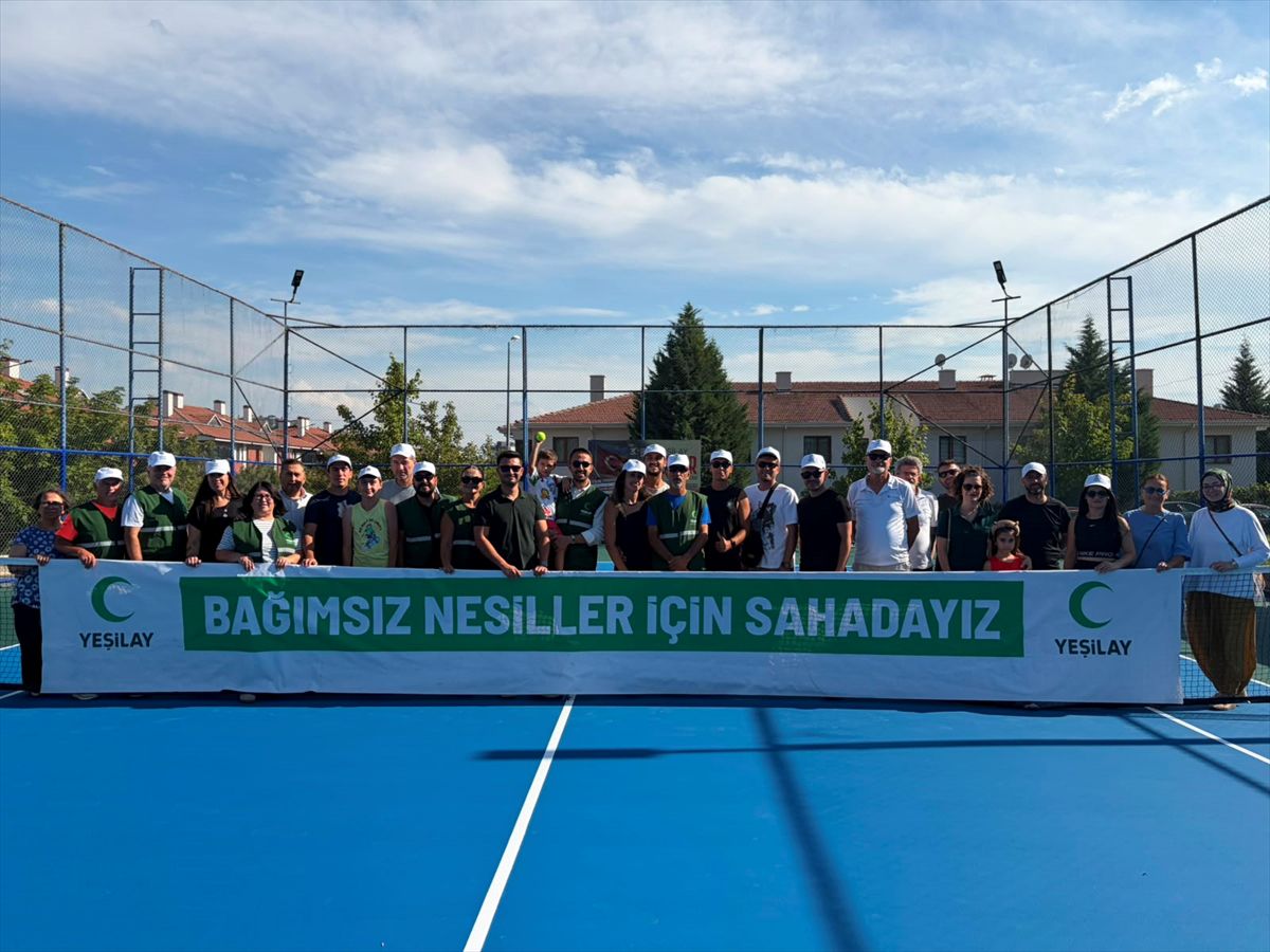 Yeşilay Zafer Kupası Tenis Turnuvası Başladı