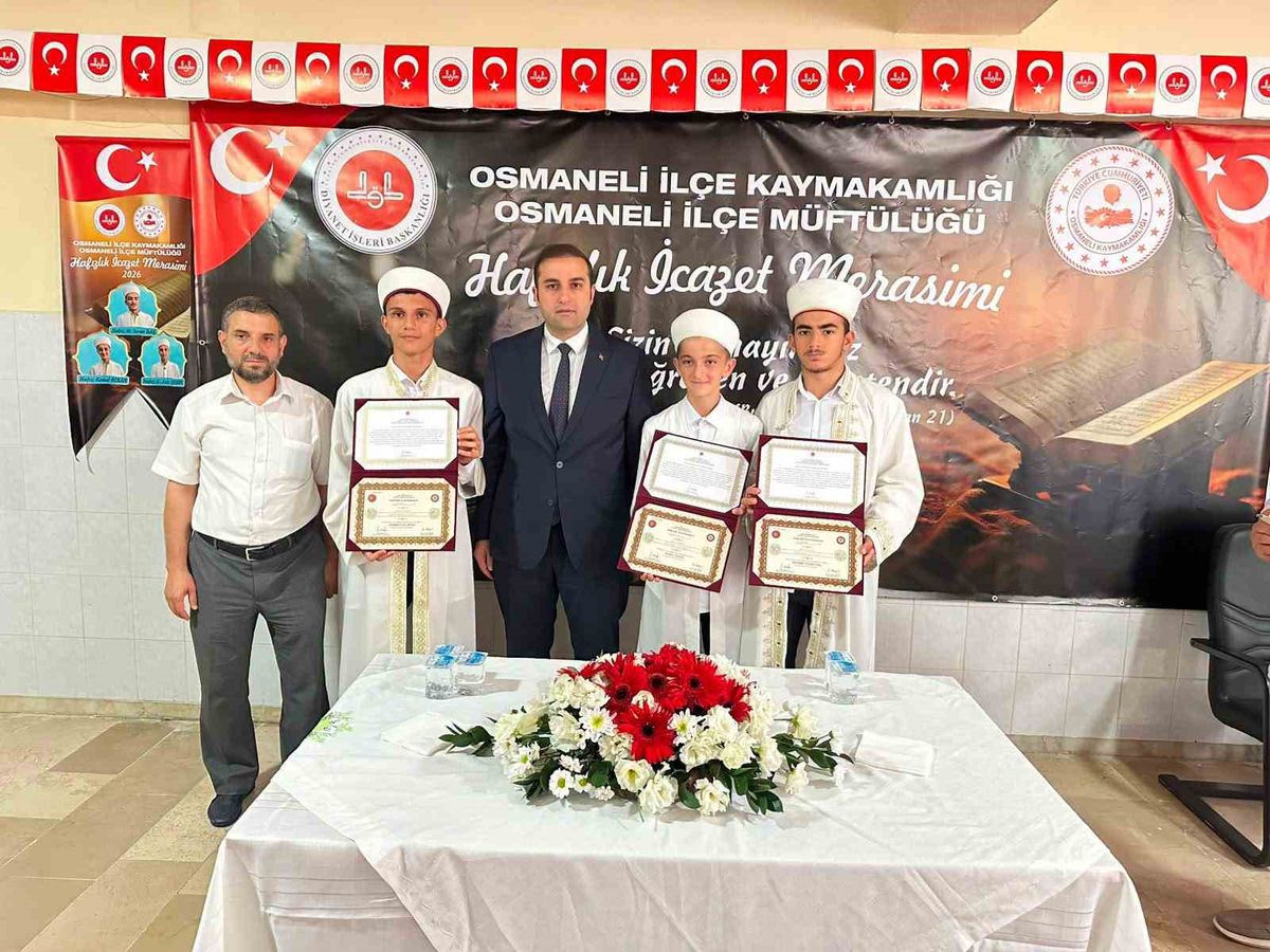 Osmaneli'nde Hafızlık İcazet Töreni