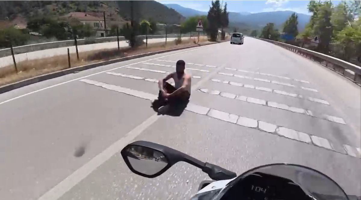 Karabük'te Tehlikeli Yürüyüş ve Oturma Anları