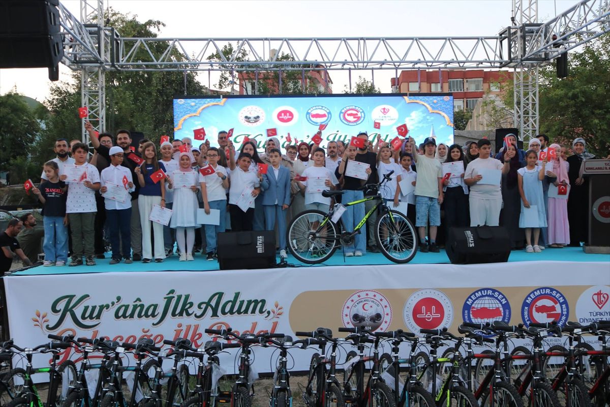 Kırklareli'nde başarılı Kur'an kursu öğrencilerine bisiklet