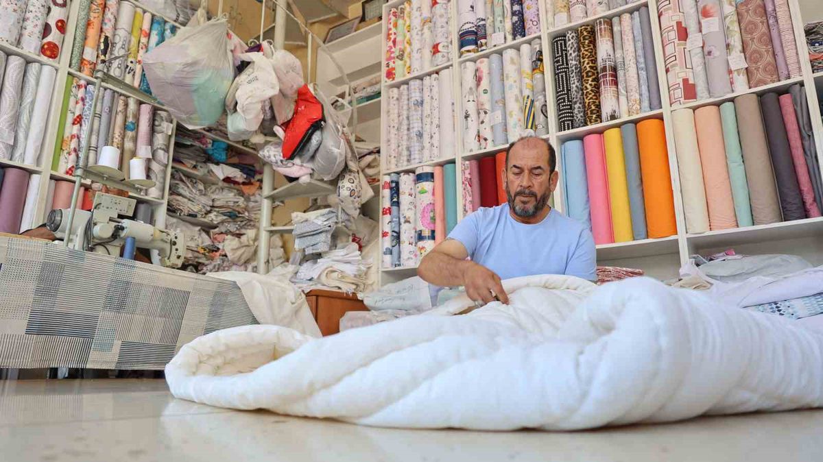 Gurbetçilerin Yaz Yoğunluğu Kırşehir'de Yorgancıları Mesaiye Koşturdu