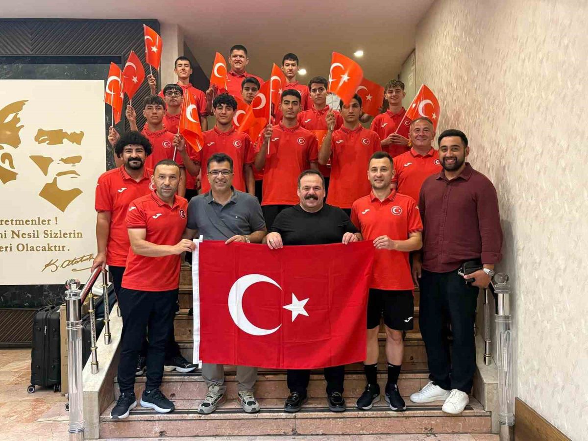 Kütahya'dan Avrupa'ya Gurur: Bülent Küçük, Futsal Milli Takımı Kafile Başkanı Oldu