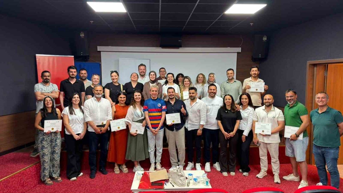 47 Kamu Personeline AB Proje Eğitimi