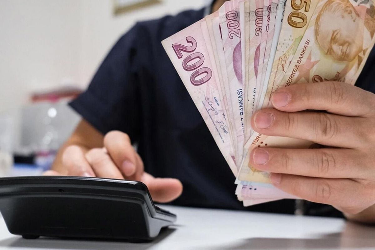 Memur ve emeklinin maaş zammında hesaplar değişti! İşte yeni rakamlar