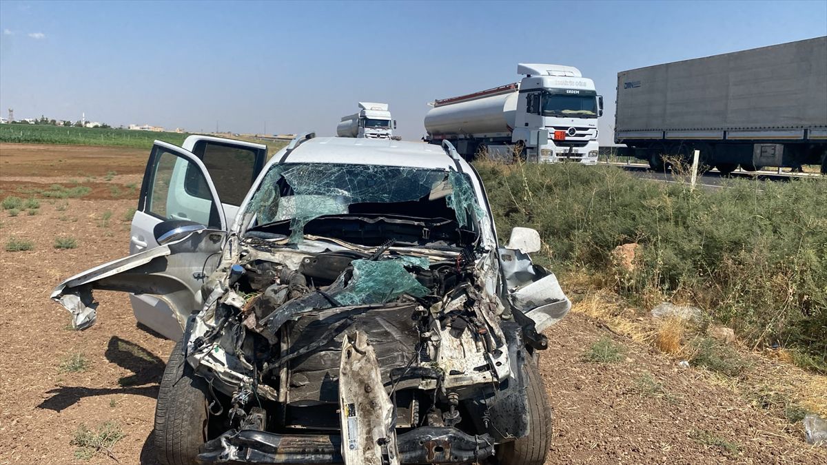 Nusaybin'de pikap-tanker çarpıştı: 1 yaralı