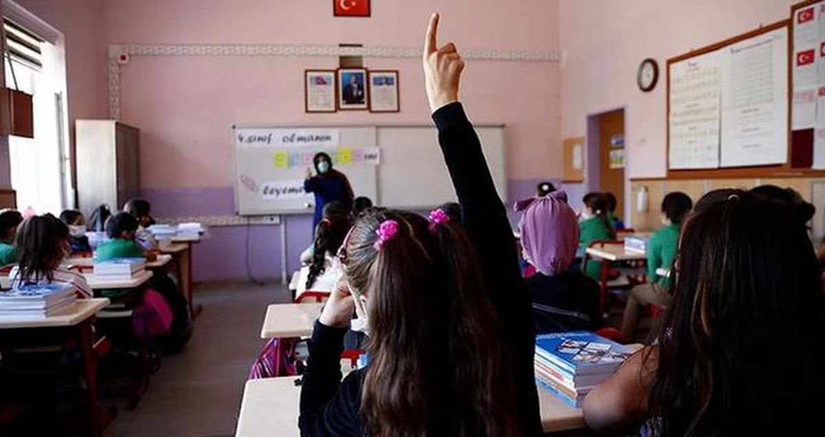 Okullar ne zaman açılıyor? 2026 İlkokul, ortaokul ve liseler hangi tarihte açılacak?
