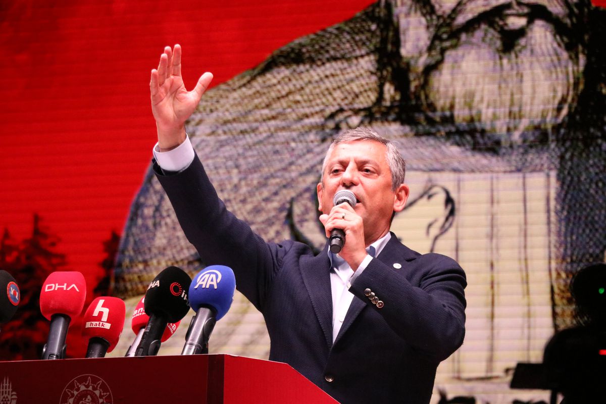 Özgür Özel'den Hacıbektaş'ta Birlik ve Eşitlik Mesajı: 'Yarının Zalimi Olmayacağız'