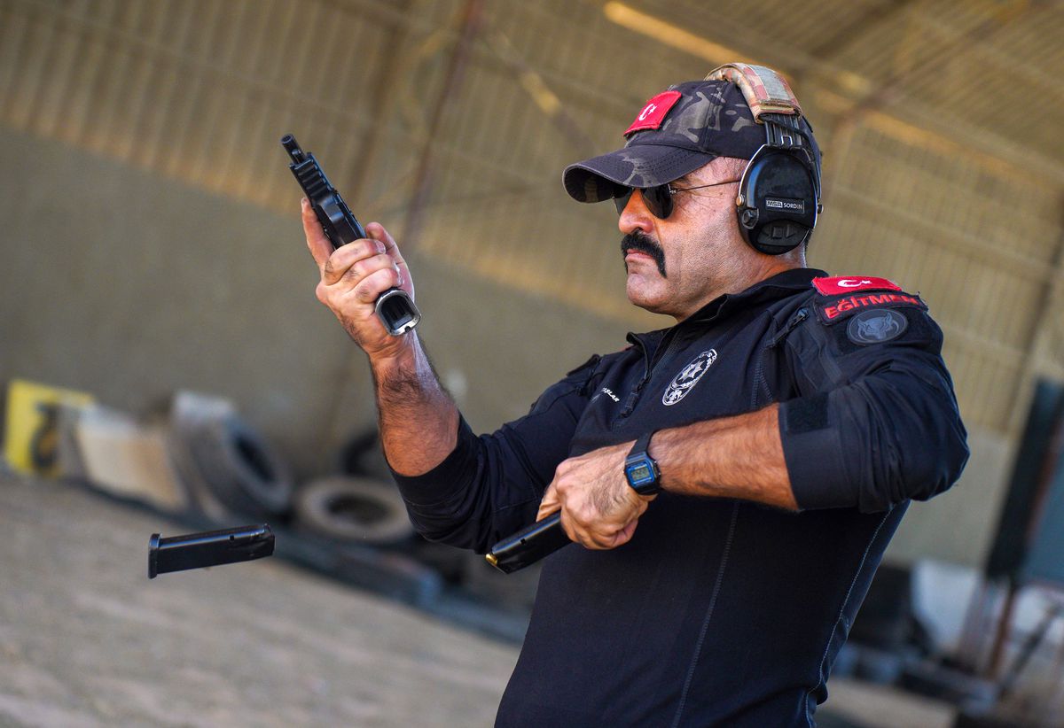 Türk Polisi Osman Demirtaşlar Avrupa Şampiyonu Oldu