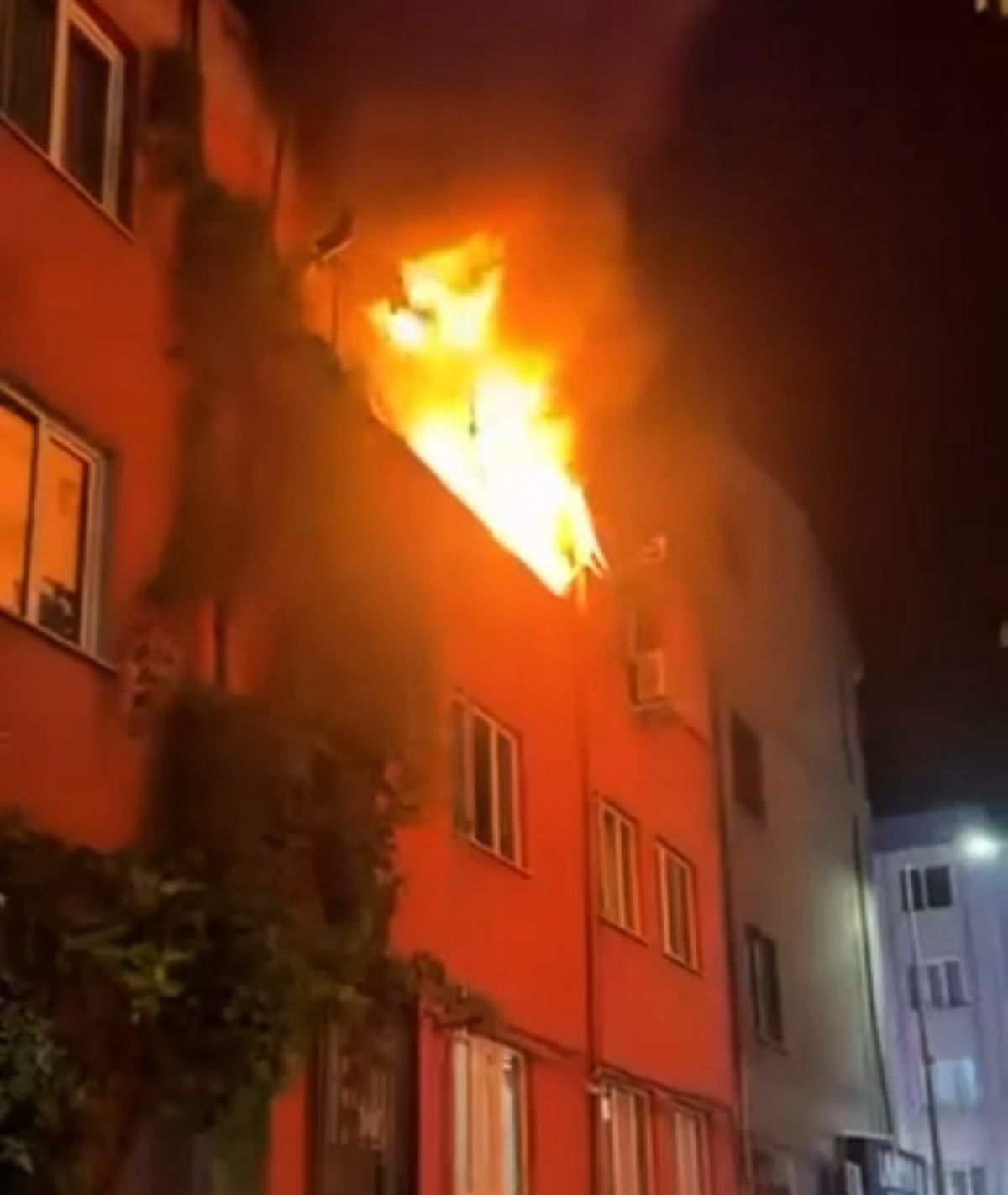 Bursa'da Sigara Yangını: Eşi Terk Edince Alkol Aldı
