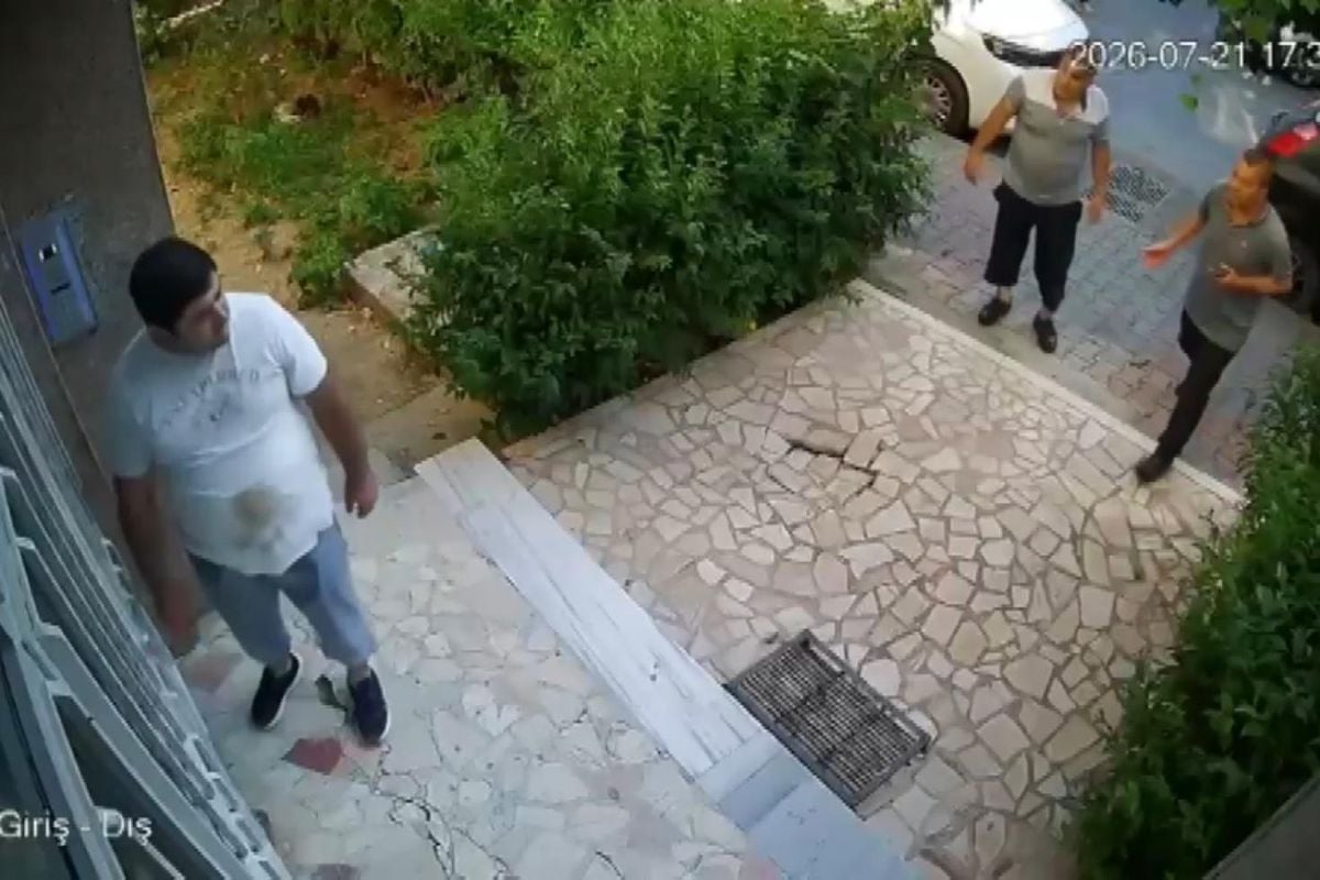 Komşularına dehşeti yaşattı: Takıntılı olduğu kadının annesini bıçakladı! İlk vukuatı da değilmiş