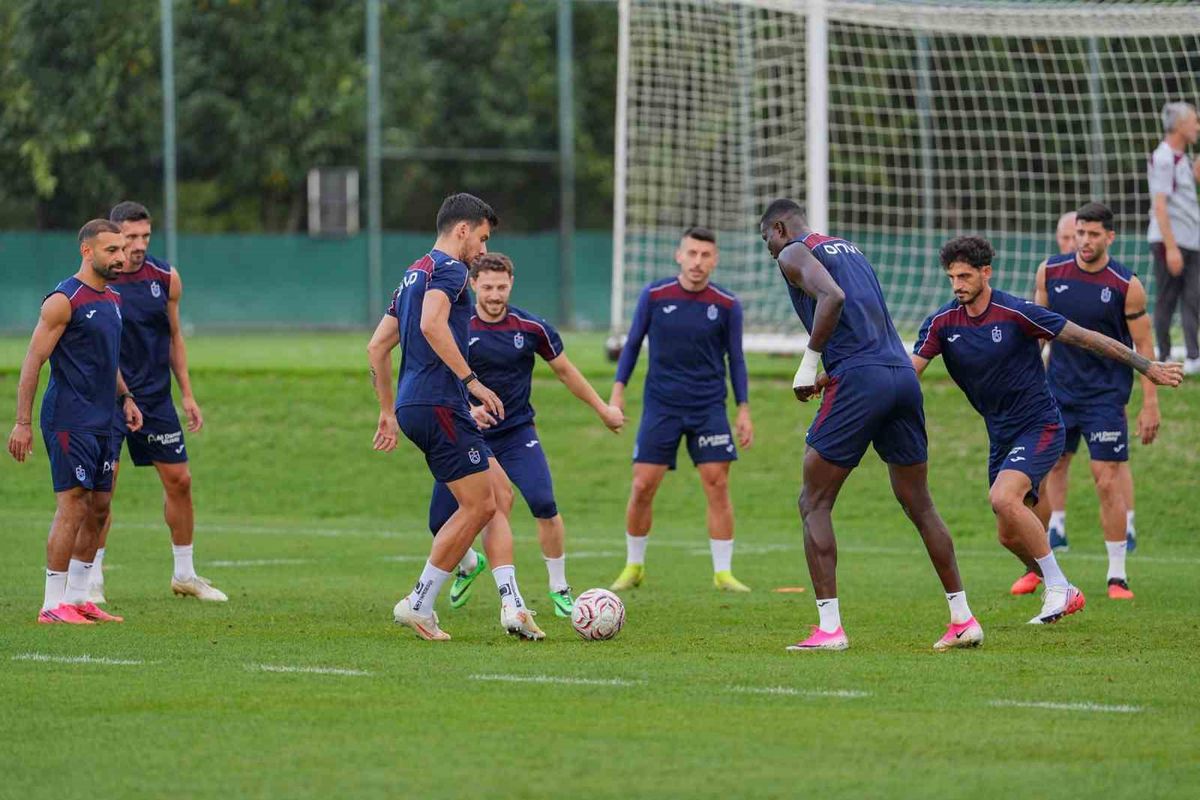 Trabzonspor, Ferencvaros Maçı Hazırlıklarını Sürdürüyor