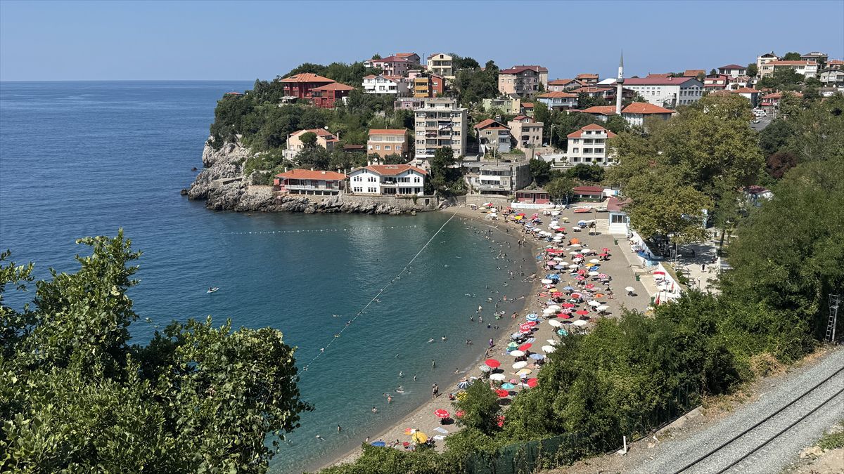 Denize Giriş Yasağı Sona Erdi, Plajlar Doldu
