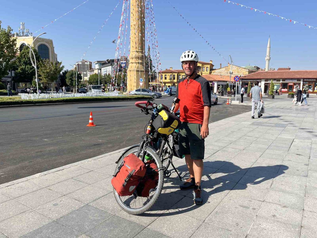 Çorum'dan Dünya Turuna Bisikletle Yola Çıktı