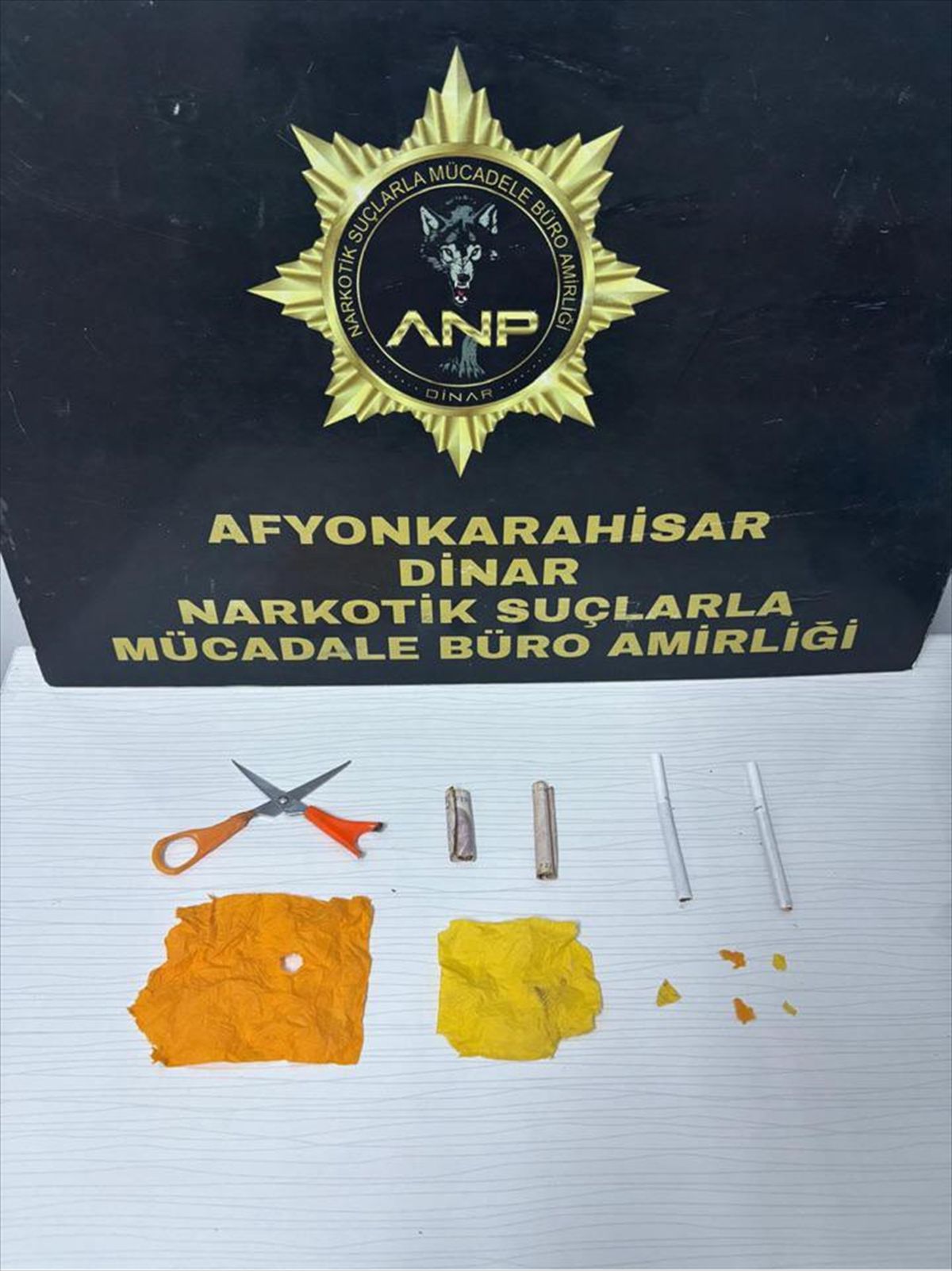 Dinar'da Uyuşturucu Operasyonu: 2 Tutuklama