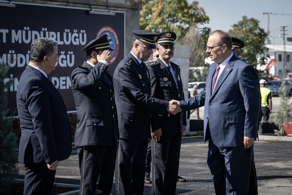 Ankara'da 67 yunus polisi mezun oldu