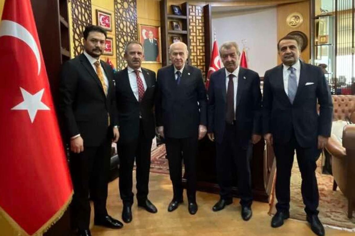 Aşiret lideri ile Bahçeli görüşmesinde Kürtçe çeviri krizi! Apar topar açıklama yapıldı