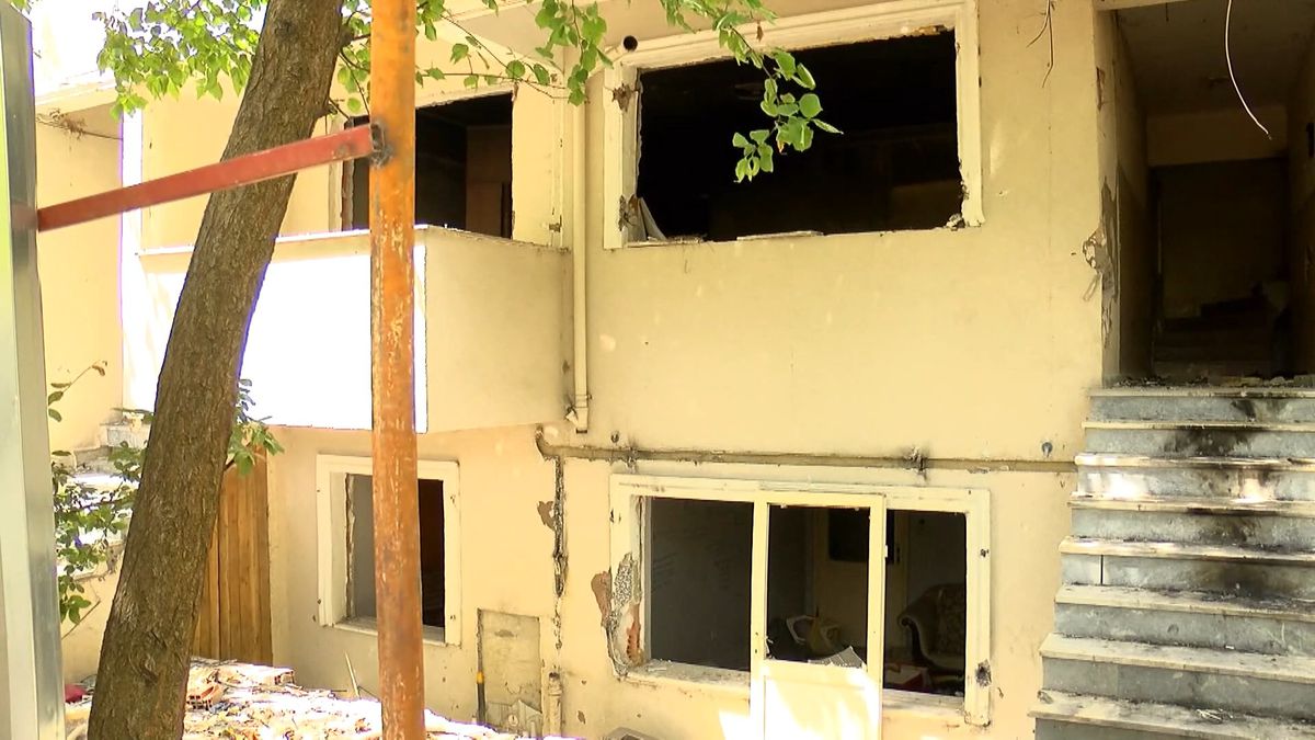 Kentsel Dönüşümde Kundaklama İddiası: Demans Hastası Yaşlı Kadının Evi Yandı