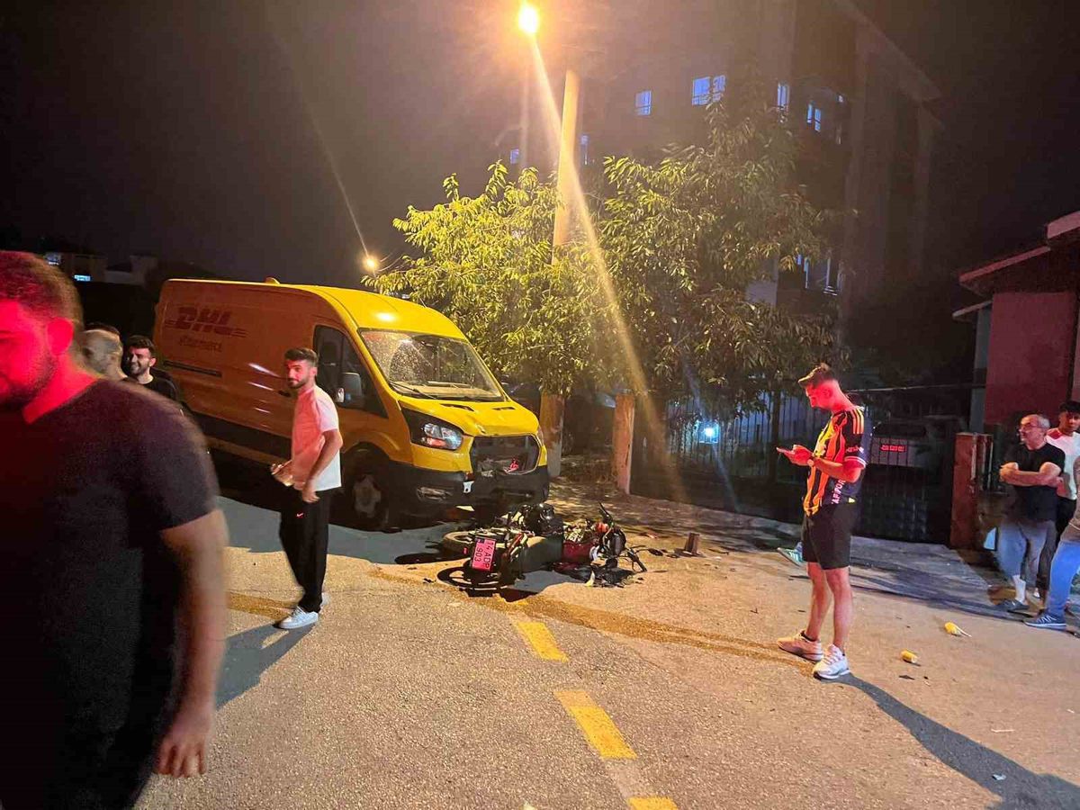 Bolu'da Motosiklet ile Panelvan Çarpıştı: 1 Yaralı