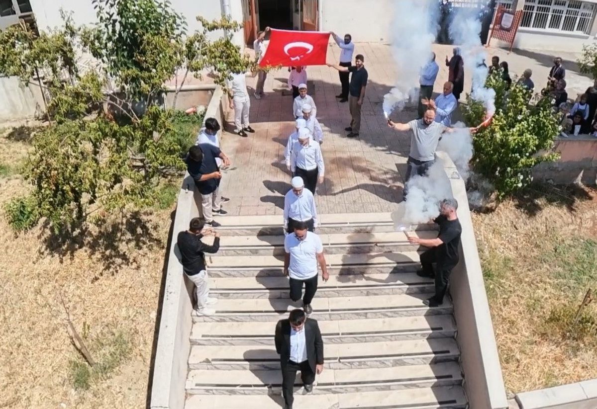 Sinop'ta Hafızlık Mezuniyet Coşkusu