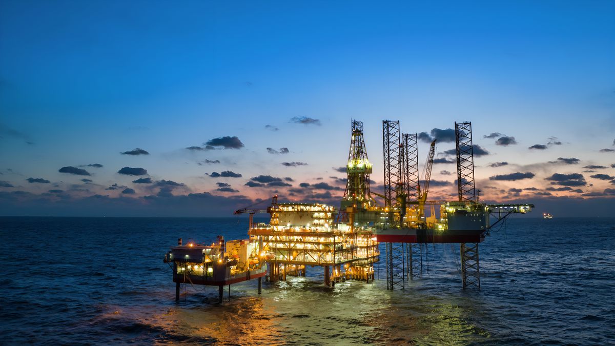 Çin'in petrol ve doğalgaz arzının 2030'a kadar 440 milyon ton eşdeğerine ulaşması hedefleniyor