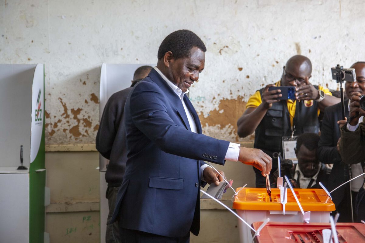 Çin'den Zambiya'da yeniden seçilen Devlet Başkanı Hichilema'ya tebrik