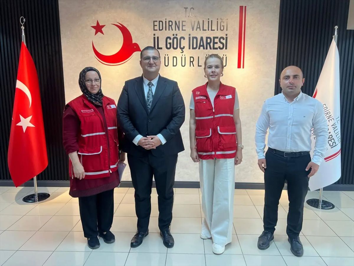 Keşan'da Sinek ve Haşere İlaçlaması Sürüyor